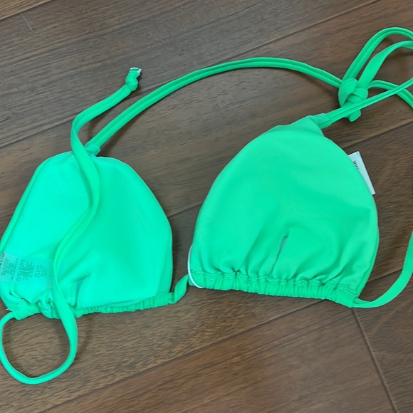 String Bikini - Picture 4 of 6